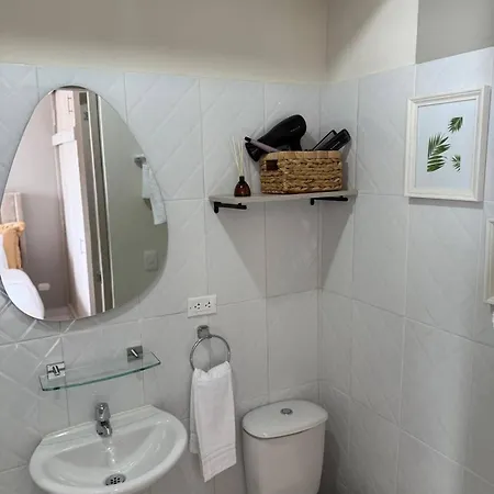 Cozy ,near Beach, Walled Apartamento
