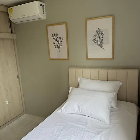 Cozy ,near Beach, Walled * Cartagena