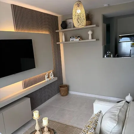 Cozy ,near Beach, Walled Apartamento *